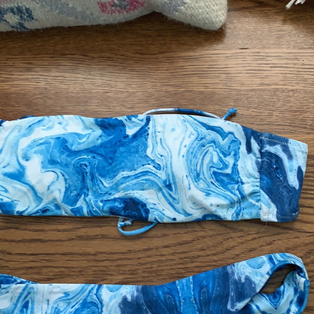 Bathing suit set - Picture 4 of 4